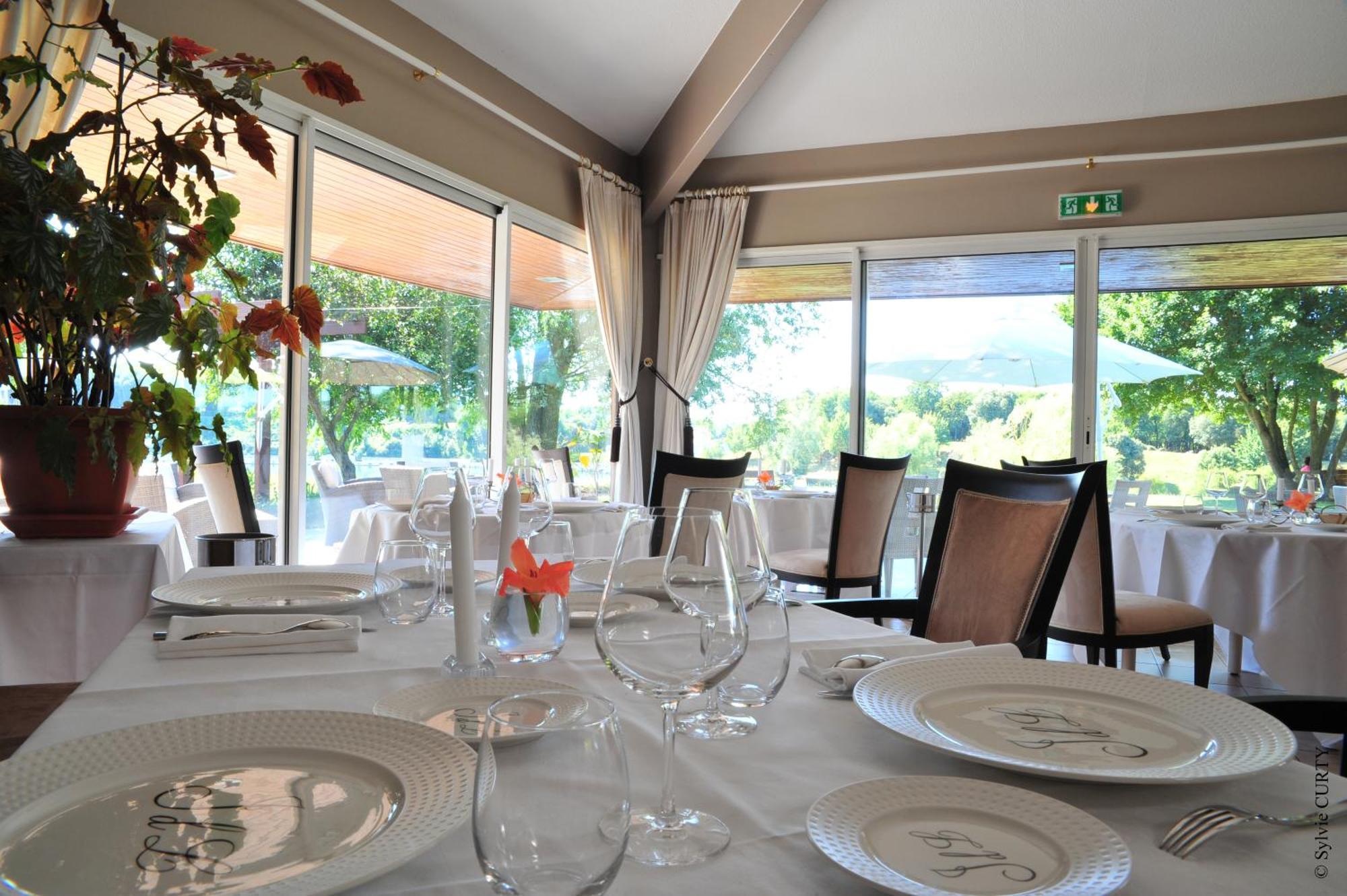 Les Jardins Du Lac Trizay ภายนอก รูปภาพ