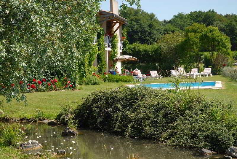 Les Jardins Du Lac Trizay ภายนอก รูปภาพ